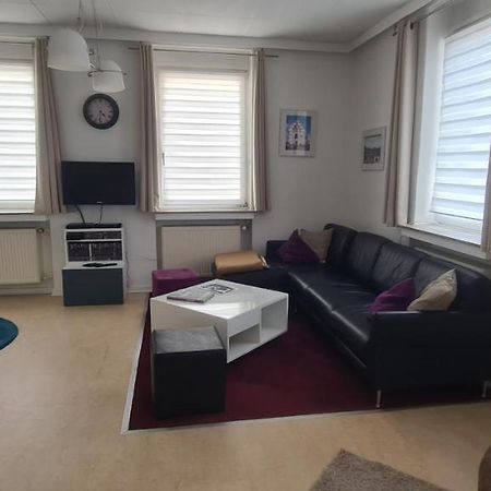 Appartement Vanille, Ferienwohnung Mit Eigenem Eingang, Wie Ein Kleines Haus Bad Salzuflen Bagian luar foto