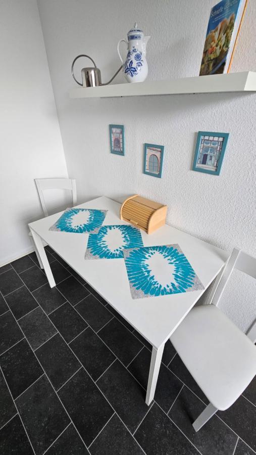 Appartement Vanille, Ferienwohnung Mit Eigenem Eingang, Wie Ein Kleines Haus Bad Salzuflen Bagian luar foto